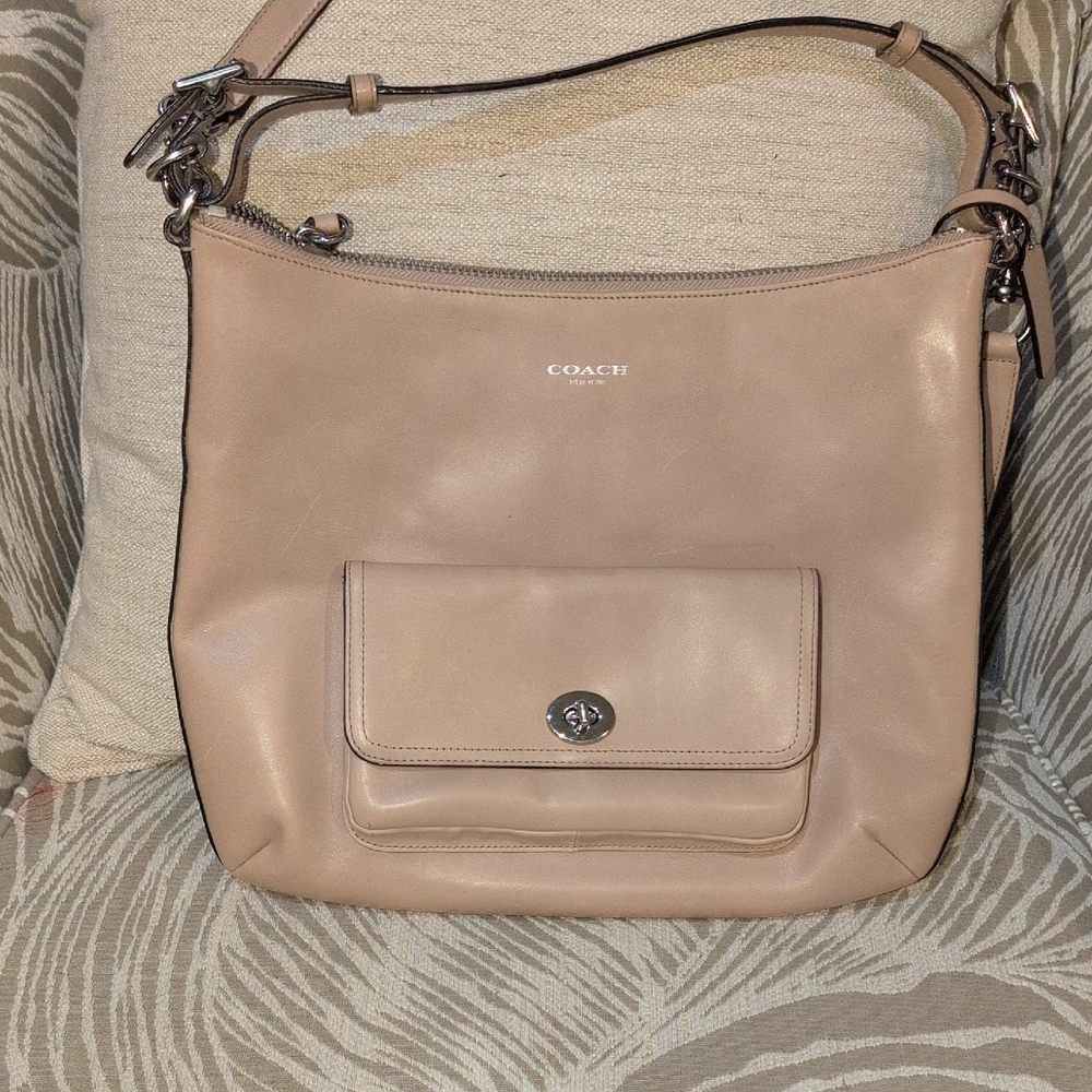 2013 Coach Legacy Cortney Leather Hobo Shoulder Bag Style 22381